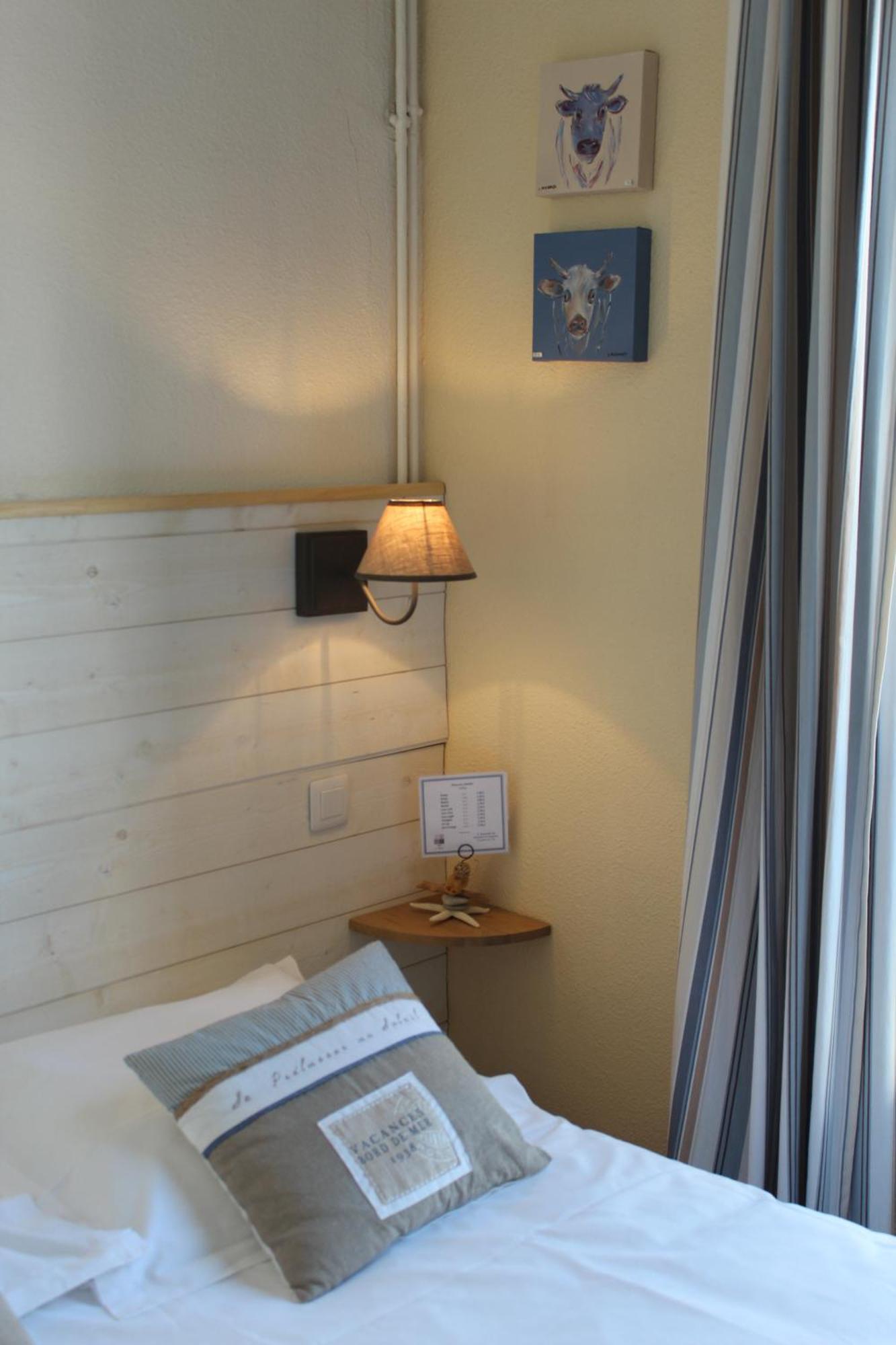 Hotel Des Falaises Villers-sur-Mer Room photo